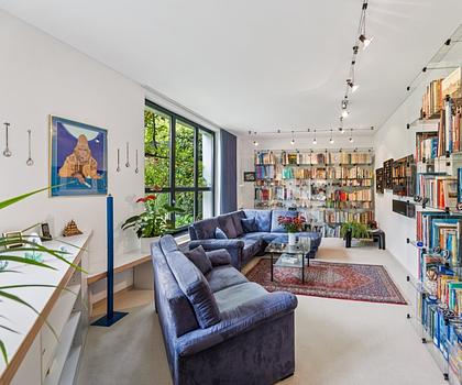 Top gepflegtes Architektenhaus mit parkähnlichem Garten in Hagenhausen