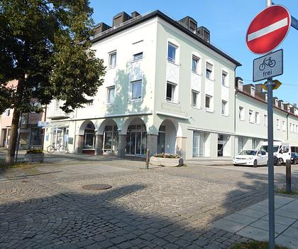 Gewerbeflächen in bester Lager, in der Fußgängerzone von 83395 Freilassing - frei ab sofort
