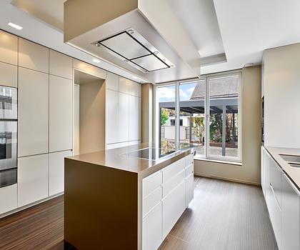 Maximale Flexibilität auf über 430 m²: Luxuriöse Villa mit Lift, Heimkino und Spa-Oase