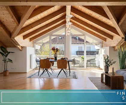 Exklusives Wohnjuwel am Feldrand -  Dachgeschosswohnung mit drei Sonnenbalkonen