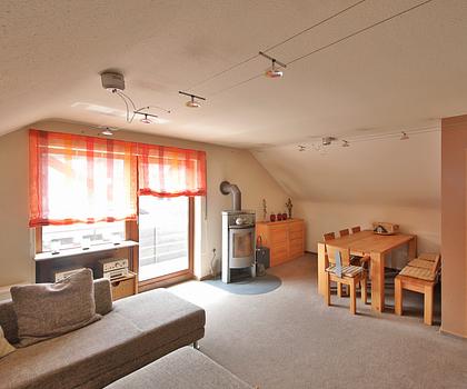 Attraktive 3-Zimmer-Dachgeschosswohnung mit idyllischer Aussicht in Enzklösterle