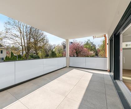 Exklusive 4-Zimmer-Wohnung mit hohem Design-Anspruch und Balkon zum Erstbezug