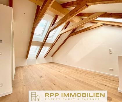 Stilvolle Maisonette-Wohnung nach hochwertiger Sanierung – Unterschleißheim/Lohhof