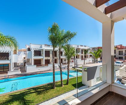 Schönes Penthouse mit Gemeinschaftspool