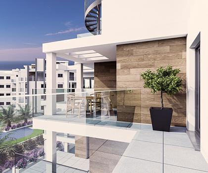 Penthouse direkt am Meer mit Panoramablick