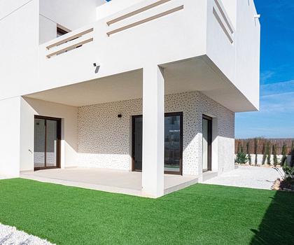 Attraktive Wohnung mit 2 Schlafzimmern und 2 Bädern am Golfplatz