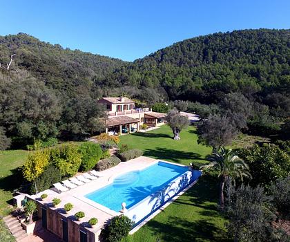 Mallorca Finca in Alleinlage mit exclusiver Olivenölproduktion und touristischer Vermietungslizenz in Esporle