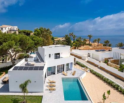 Beeindruckende schlüsselfertige Villa mit Panoramablick