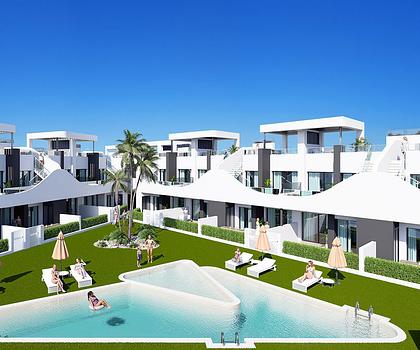 Erdgeschoss-Wohnungen mit 2 Schlafzimmern, 2 Bädern, Kfz-Stellplatz und Gemeinschaftspool