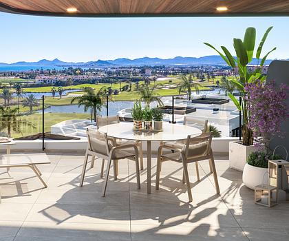 Luxuriöses Apartment am Golfplatz in Meeresnähe