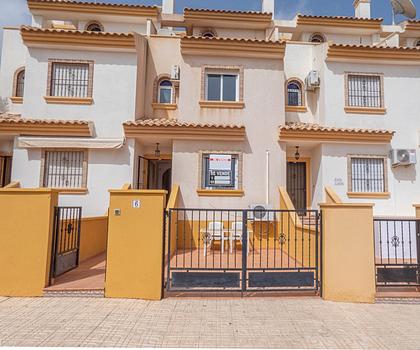 Attraktives Reihenhaus in schöner Lage mit 3 Schlafzimmern