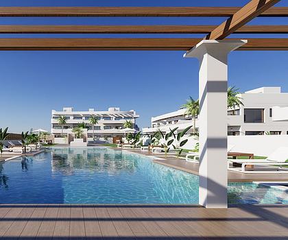 Appartements mit 3 Schlafzimmern, 2 Bädern, Vorinstallation Klimaanlage, Gemeinschaftspool und Kfz-Stellplatz neben dem Golfplatz von La Serena Golf