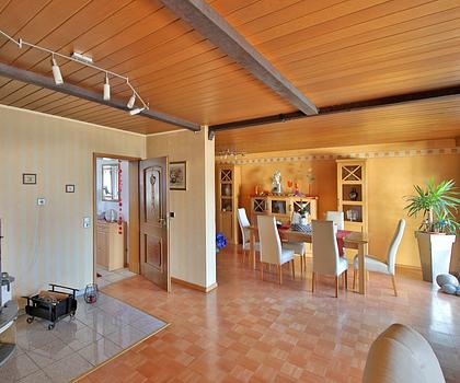 Solides 2-Familienhaus mit Potenzial!