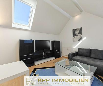 Möbliert & lichtdurchflutet - 2-Zi.-Maisonettewohnung in beliebter Untermenzinger Wohnlage