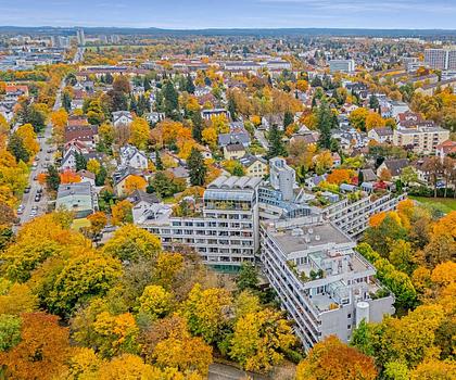 Atemberaubende 3-Zimmer-Wohnung in Forstenried mit großer Dachterrasse