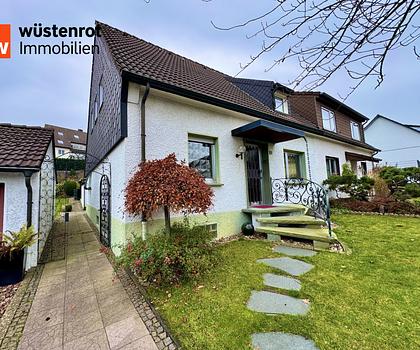 Schonnebeck: Sanierungsbedürftige DHH in ruhiger Lage – Bieterverfahren