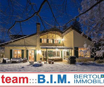 Prächtige Villa im Wald