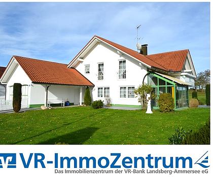 attraktives Zweifamilienhaus mit Stil und Charme -
in ruhiger, idyllischer Ortsrandlage