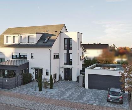 Exklusives Zweifamilienhaus in St. Leon-Rot | Hochwertig | Vermietet | Auch zur Eigennutzung