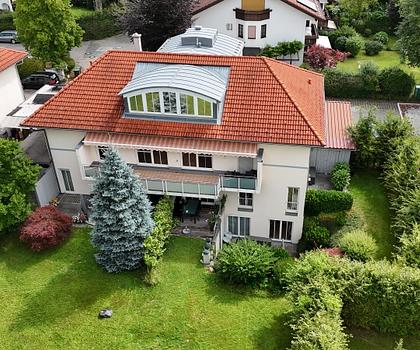 Attraktive OG-DG-Maisonette-Wohnung in begehrter Lage von Stephanskirchen