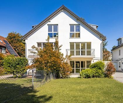 Bezugsbereit in ruhiger Lage: Gepflegte Doppelhaushälfte mit vier Schlafzimmern