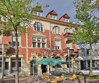 Historisches Wohn- und Geschäftshaus im Herzen von Mannheim-Waldhof