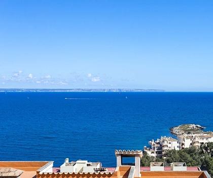 ***Renoviertes Haus in Illetas, Palma de Mallorca in bester Lage mit tollem Blick***