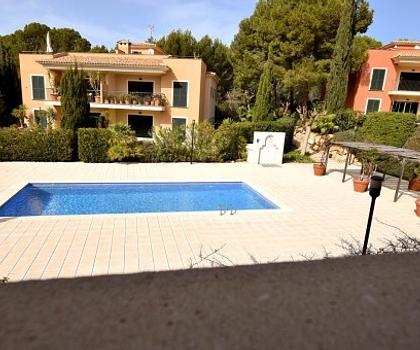 Mallorca, schöne Wohnung in einer gepflegten Wohnanlage in Sant Elm zu verkaufen