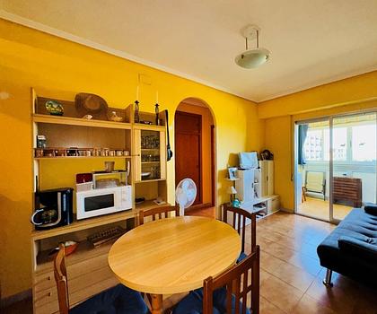 Wohnung mit 1 Schlafzimmer, 1 Bad, Gemeinschaftsdachterrasse und Gemeinschaftspool nur 200 m von Strand