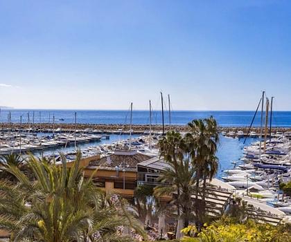 Mallorca renovierte Wohnung mit Meerblick in Puerto Portals zu verkaufen