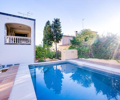 ***Große Villa mit Swimming Pool und Ferienvermietungslizenz Palma de Mallorca***