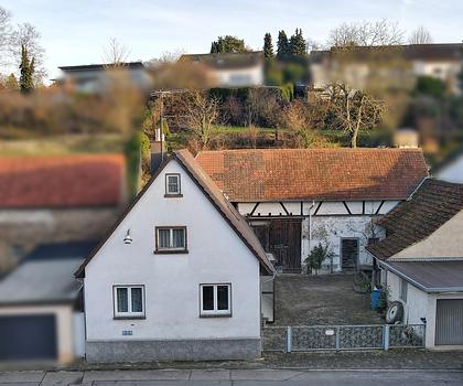 Sanierungsobjekt mit viel Potenzial! Einfamilienhaus mit Garage, Garten und großem Scheunenareal