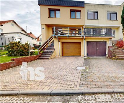 PROVISIONSFREI: Geräumiges Reihenmittelhaus in Helbra – 10 Zimmer, Balkon & Garten