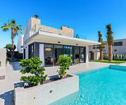 Schöne schlüsselfertige Villa, komplett möbliert, alles inklusive