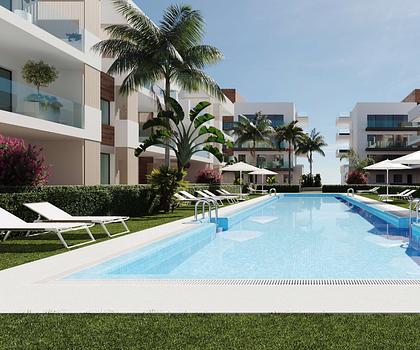 Private Wohnanlage mit Gemeinschaftspool in Meeresnähe