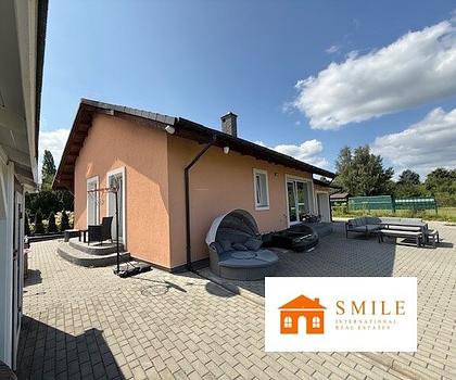 Idyllisches Wohnen mit eigenem Seezugang und modernen Annehmlichkeiten