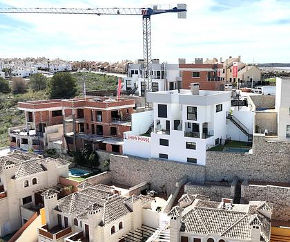 Luxuriöse Key Ready Villa am Golfplatz La Finca Resort