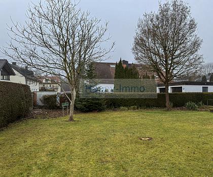 Baugrundstück für 1 EFH mit genehmigtem Vorbescheid / ohne Käuferprovision