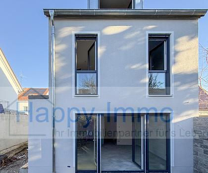 bezugsfreie DHH in Bogenhausen mit Garage