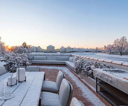 Wohnen am Nymphenburger Schloss: Exklusive Altbauvilla für höchste Ansprüche