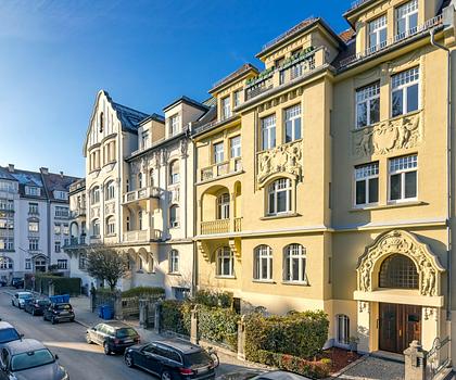 6-Zimmer-Altbaujuwel in Bestlage Altbogenhausen