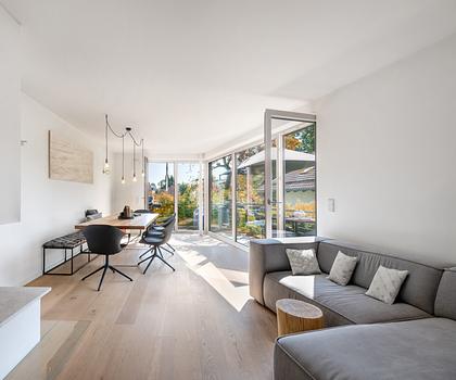 Moderne 4-Zimmer-Maisonette-Wohnung mit Garten-Oase in ruhiger, zentraler Lage