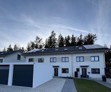 *RENDITEOBJEKT* Vermietetes Reihenhaus in toller Lage!