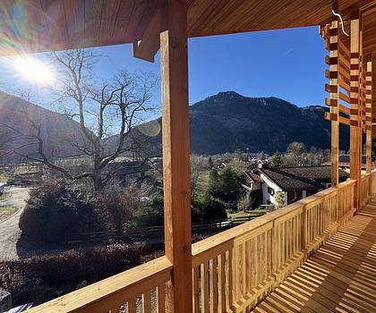 Exklusive Premium Landhaus-Villenhälfte 4 in Bayrischzell
- Beeindruckender Bergpanoramablick
- A+