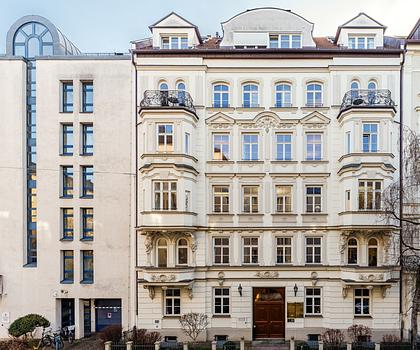 Repräsentatives und stilvolles Büro in historischem Stadtpalais