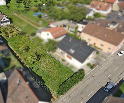 Kombiangebot: Denkmalgeschütztes, sanierungsbedürftiges Fachwerkhaus + Ökonomieanbau + Baugrundstück