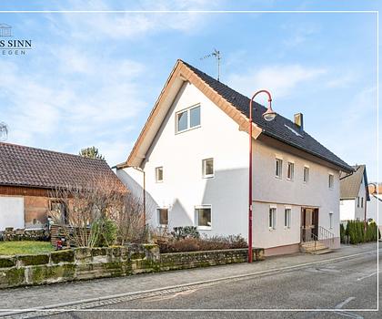 Handwerkertraum: Historisches Wohnhaus mit Nebengebäude