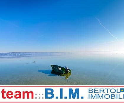 Magie der handverlesenen Seenähe – Exklusives Grundstück für genehmigte Bauhausvilla