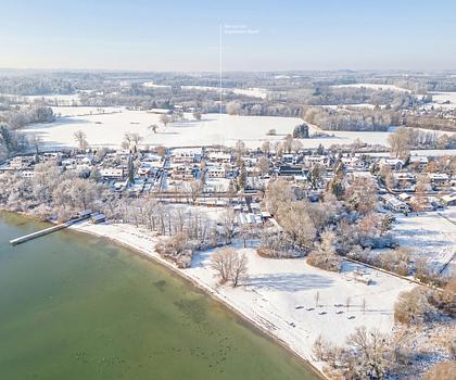 Familienvilla mit Pool, luftigem Strandhausflair, Seeblick, Lift und Einliegerwohnung in Seenähe