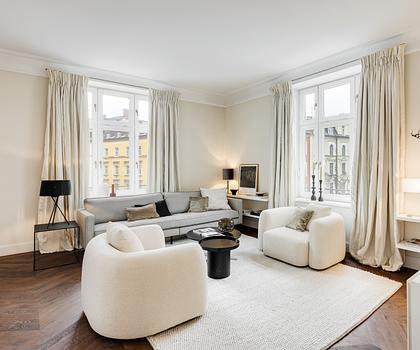 Elegant modernisierte 5-Zimmer-Jugendstil-Wohnung von 1900 in fantastischer Lage